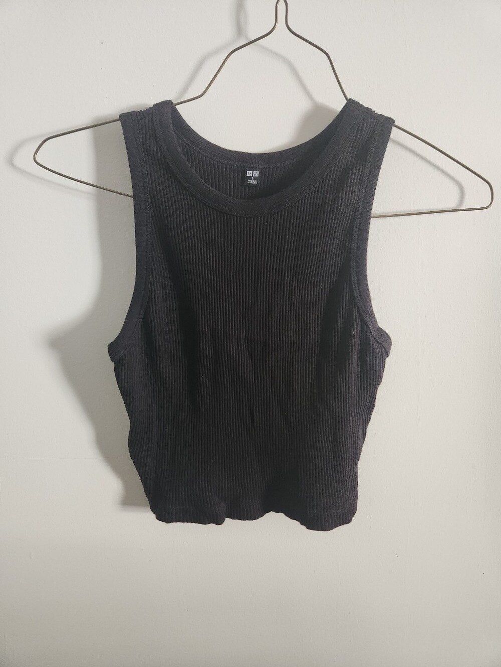Uniqlo Black Ribbed Sleeveless Tank Top